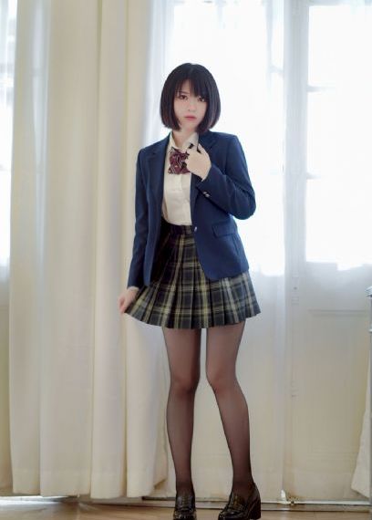 嗯啊h客厅hh拍戏h