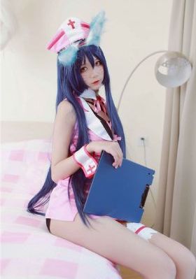 和嫩模做爰在线播放