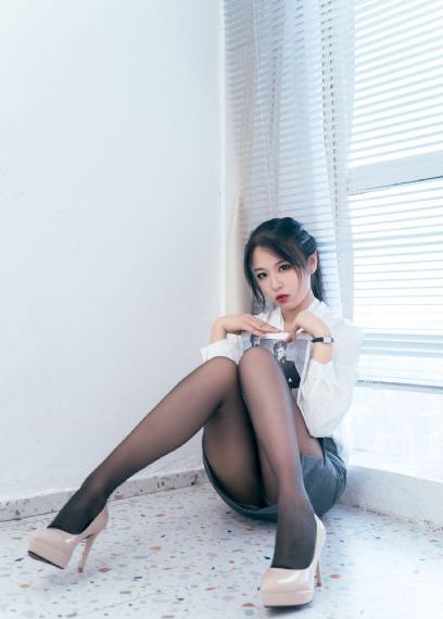 《退役特工》